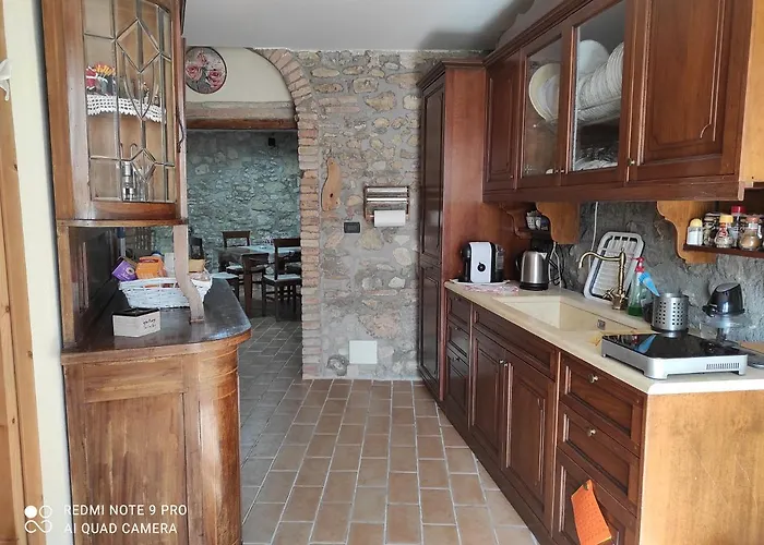 Giardino Casa Selciata Calvi dellʼ Umbria