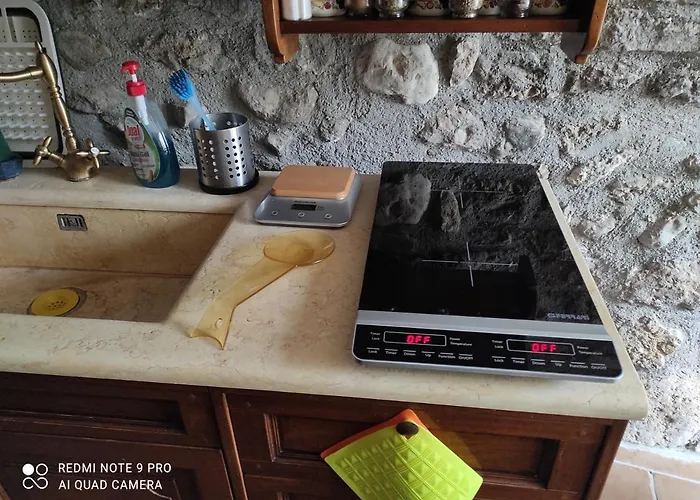 Giardino Casa Selciata * Calvi dellʼ Umbria